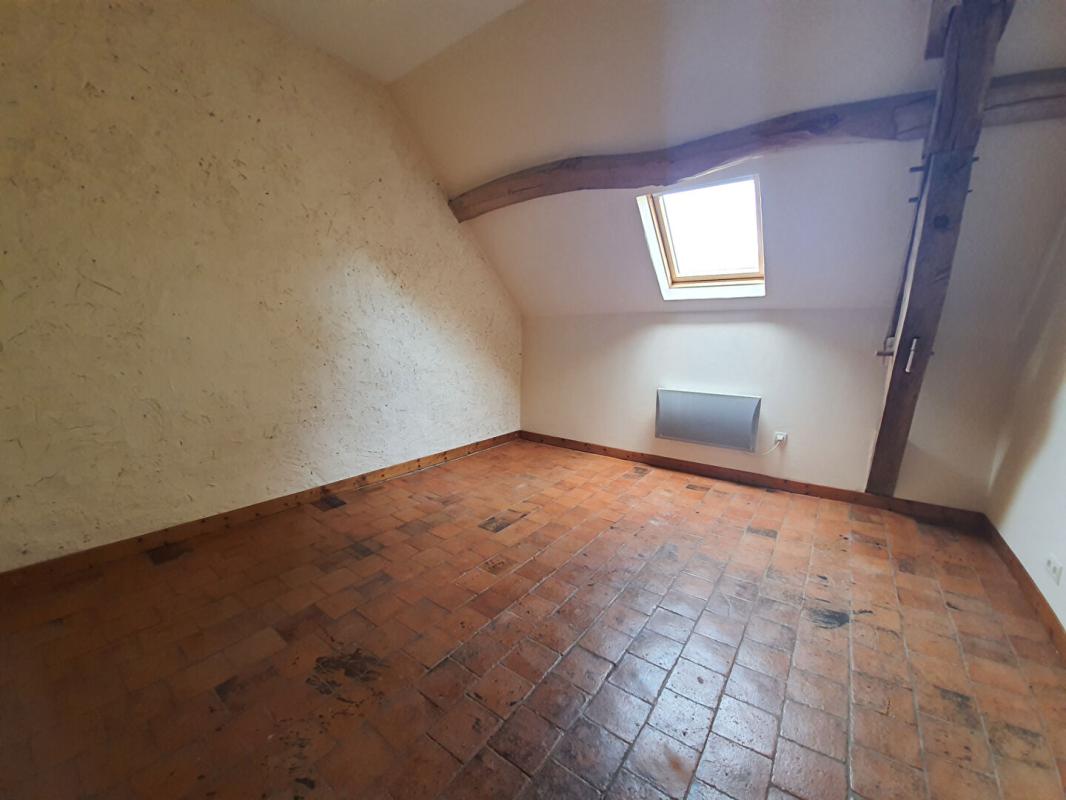 LOCHE-SUR-INDROIS Maison Loche Sur Indrois 5 pièce(s) 115 m2 14