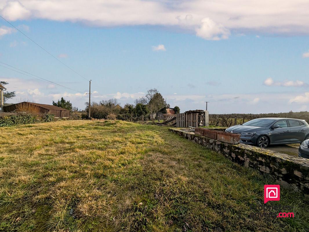 AVALLON Maison Avallon 4 chambres avec terrain et dépendance 13