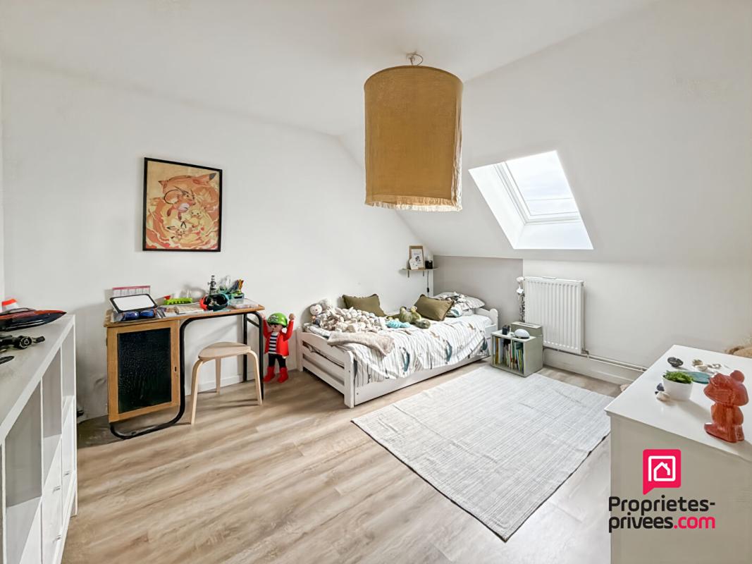 AVALLON Maison Avallon 4 chambres avec terrain et dépendance 9