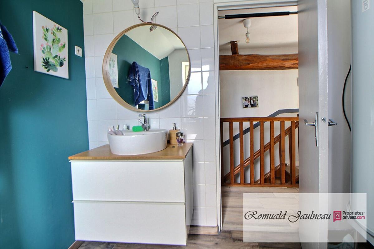 BONNEVAL Maison 143 M² PROCHE BONNEVAL 8