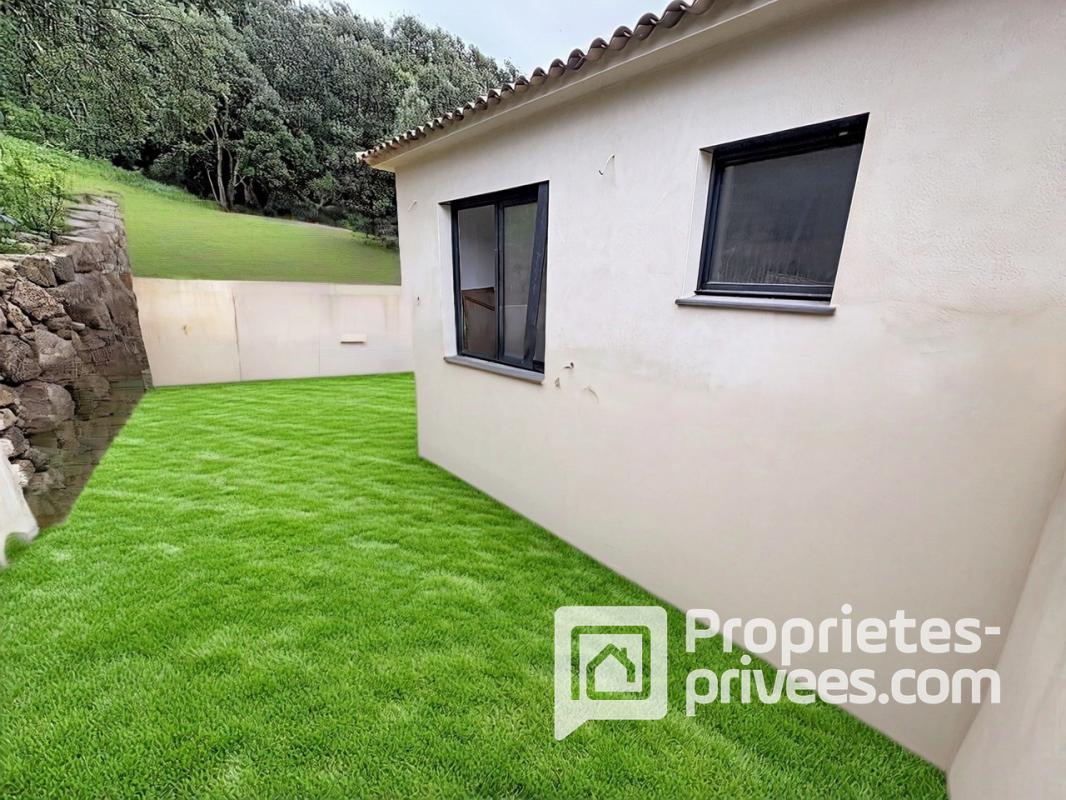 GROSSETO-PRUGNA Appartement  de type T3 de 80 m² en RDJ 6