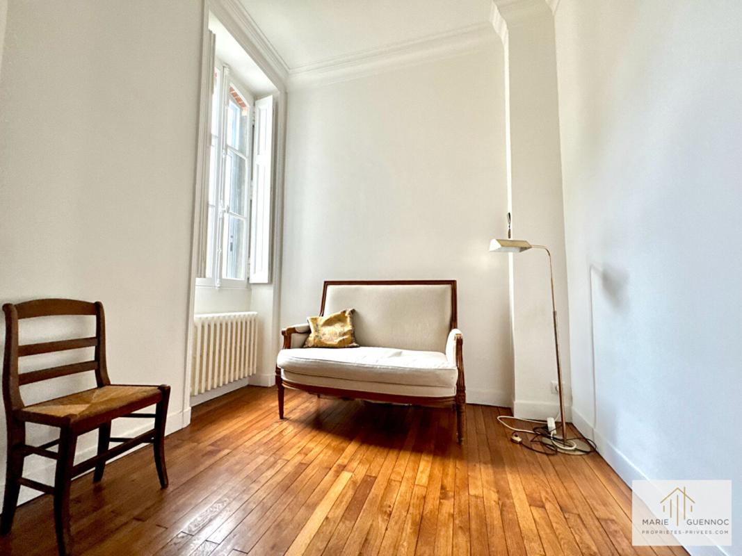 NANTES Bel appartement dans passage privé du triangle d'or 8