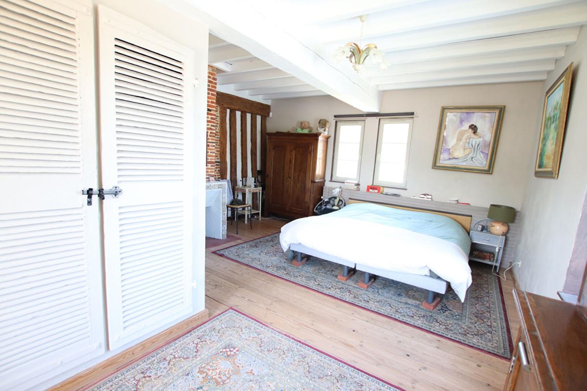 CANY-BARVILLE MAISON DE VILLAGE AVEC COMMERCES, À 20 MIN DES PLAGES 9