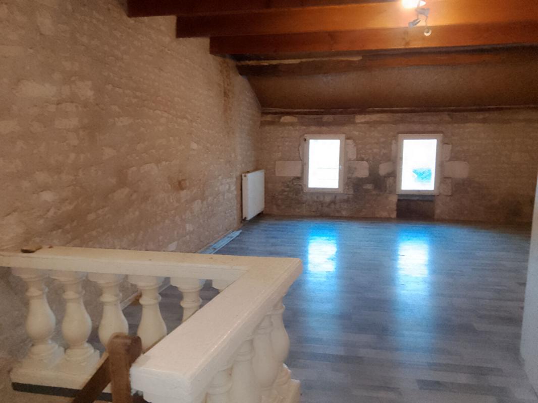 ROUILLAC Rouillac Maison de ville 120 m² , 4 chambres, avec cour et garage 5