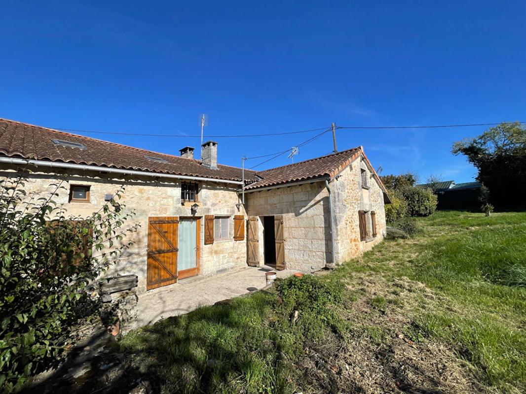 MAREUIL Maison en pierre  4 pièce(s) 88 m2 1