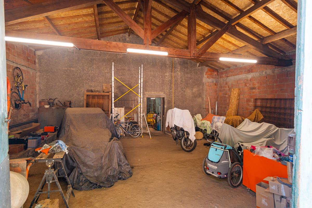 LA BOISSIERE Grange 90 m2 1