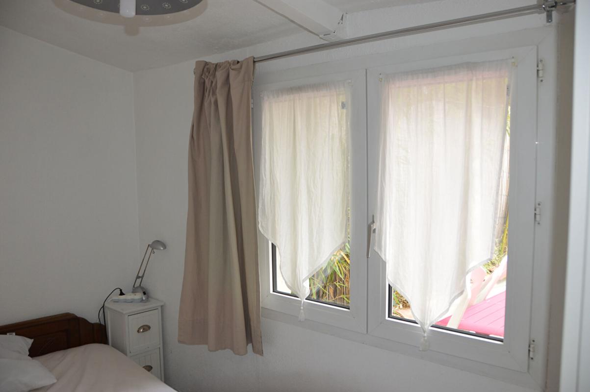 LA ROCHELLE Maison 17 La Rochelle composée de 2 logements 6