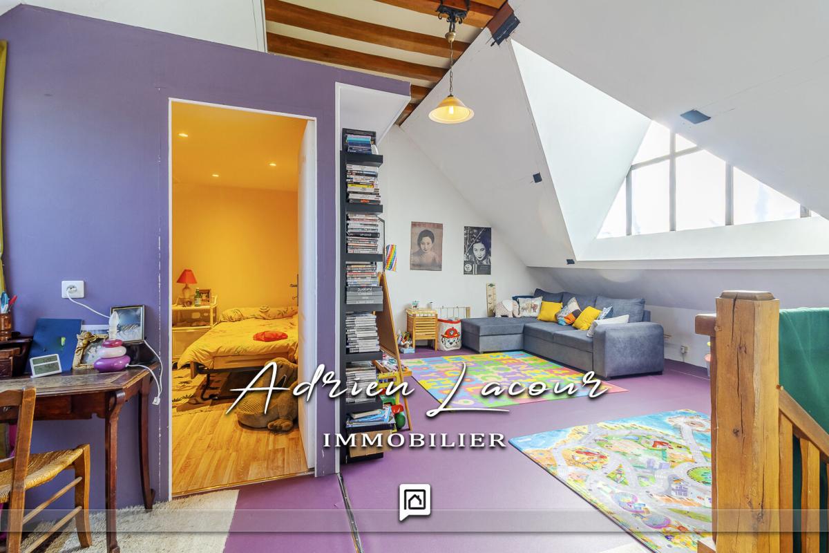 GY-EN-SOLOGNE Maison Gy En Sologne 6 pièce(s) 141 m2 10