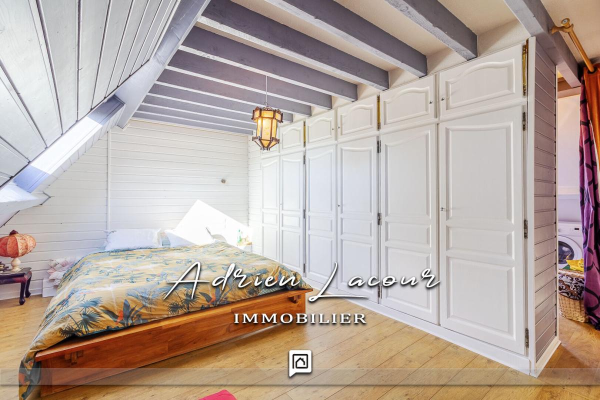 GY-EN-SOLOGNE Maison Gy En Sologne 6 pièce(s) 141 m2 12