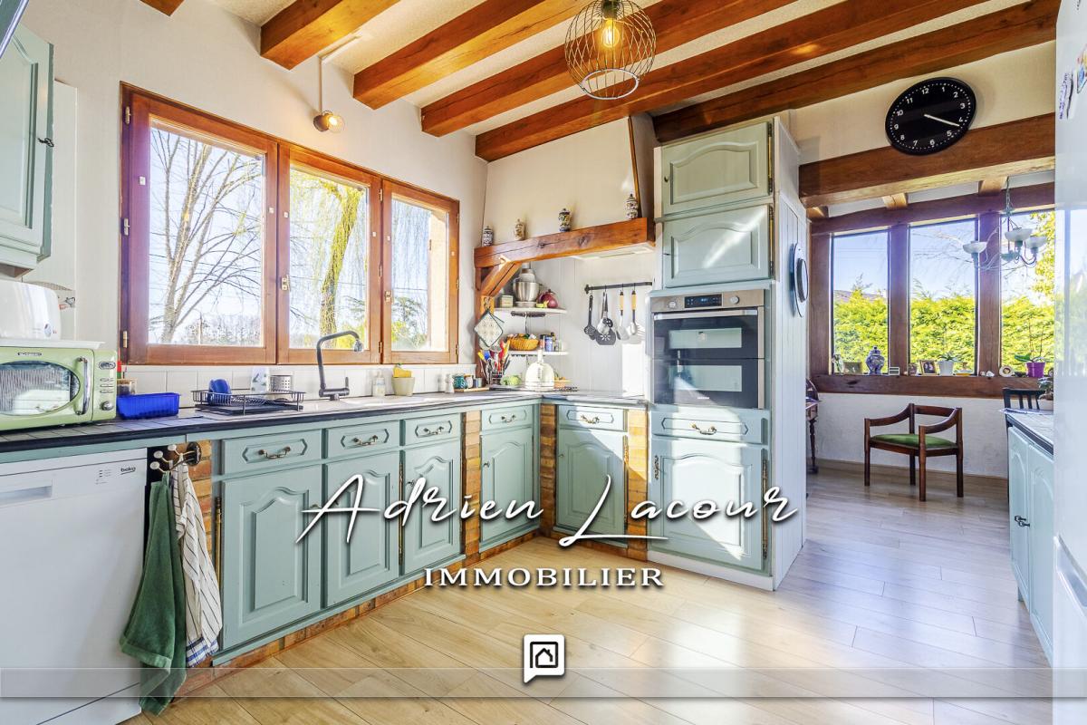 GY-EN-SOLOGNE Maison Gy En Sologne 6 pièce(s) 141 m2 6