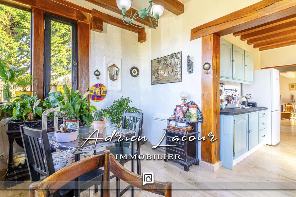 GY-EN-SOLOGNE Maison Gy En Sologne 6 pièce(s) 141 m2 7