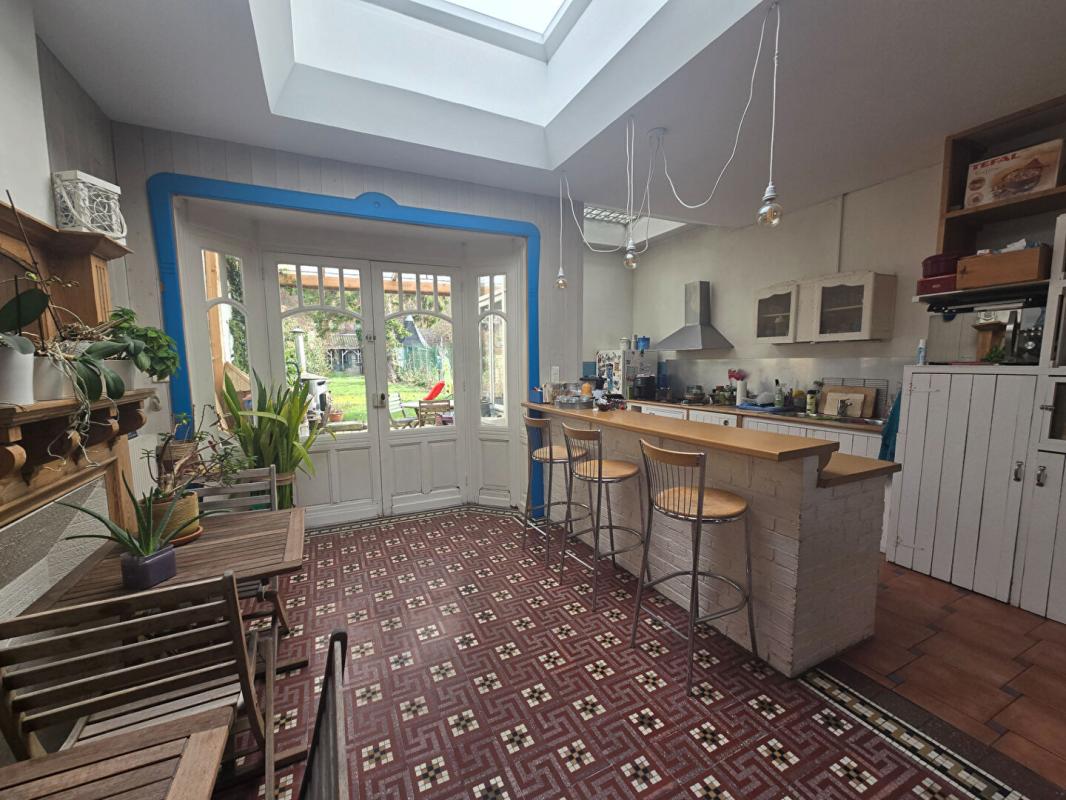 WATTRELOS Maison Semi bourgeoise 3 chambres et jardin 120 m2 3