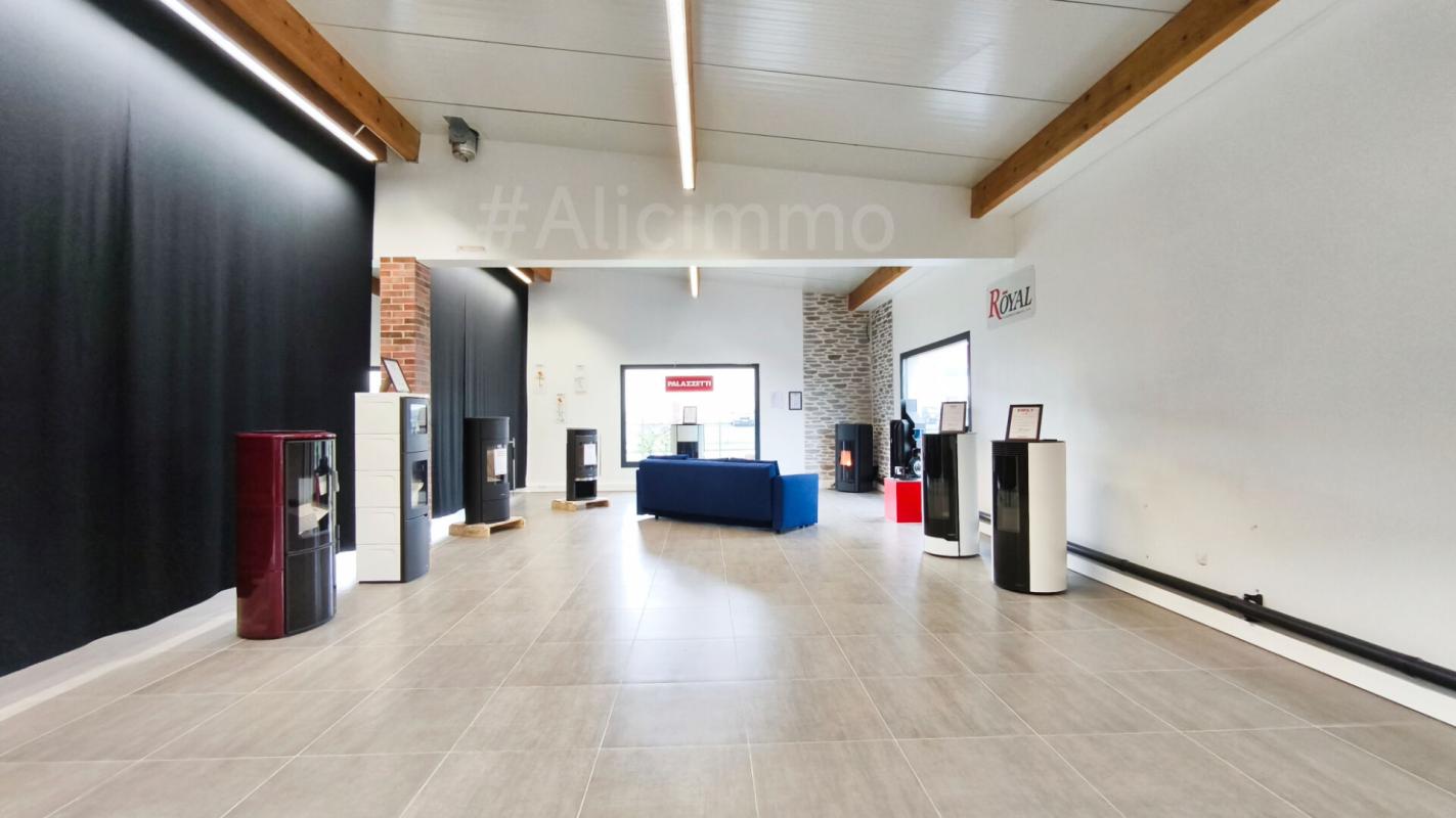 SEZANNE Local commercial Sézanne 258 m2 2