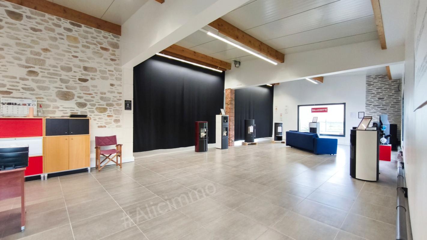 SEZANNE Local commercial Sézanne 258 m2 3