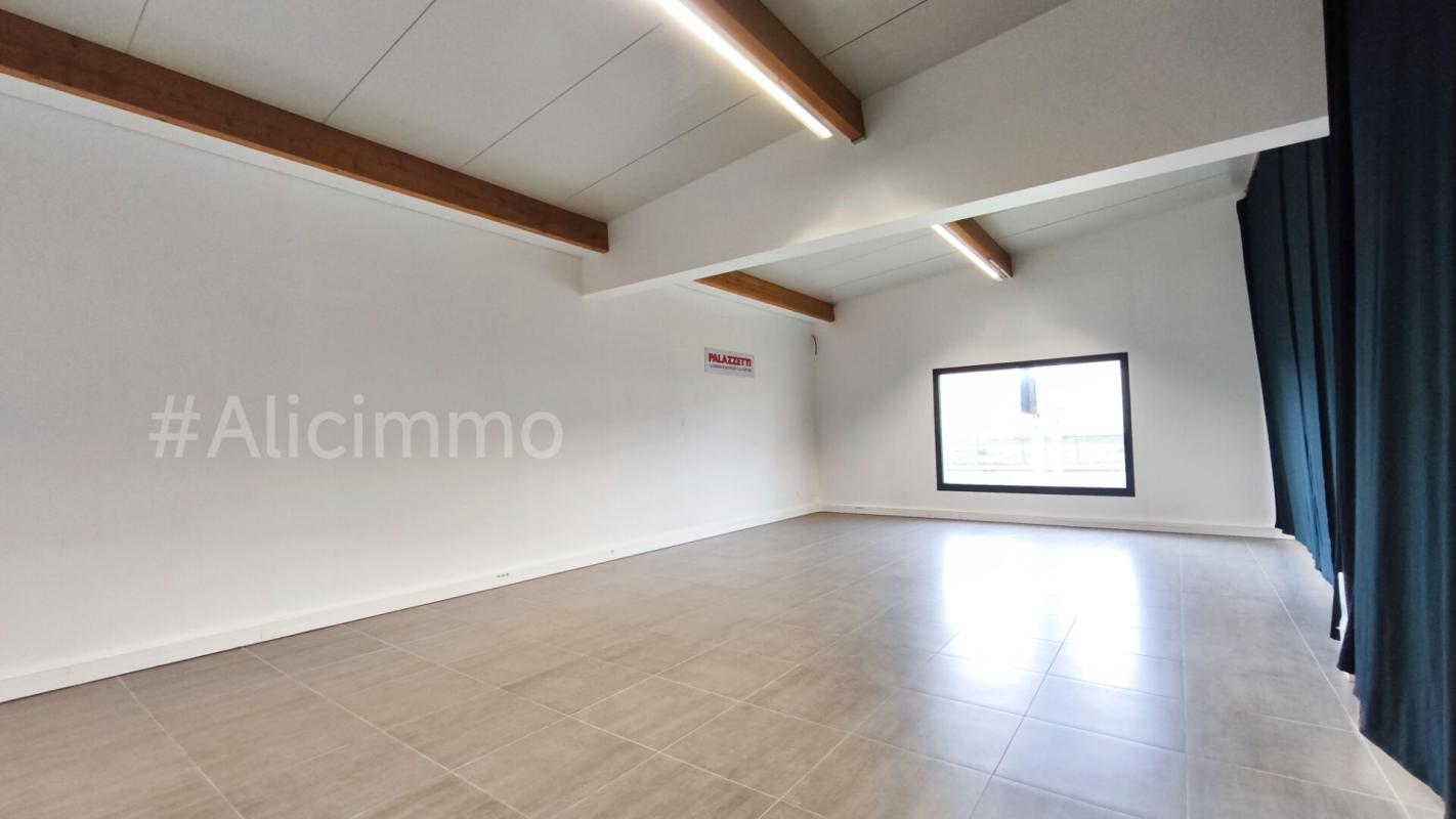 SEZANNE Local commercial Sézanne 258 m2 5