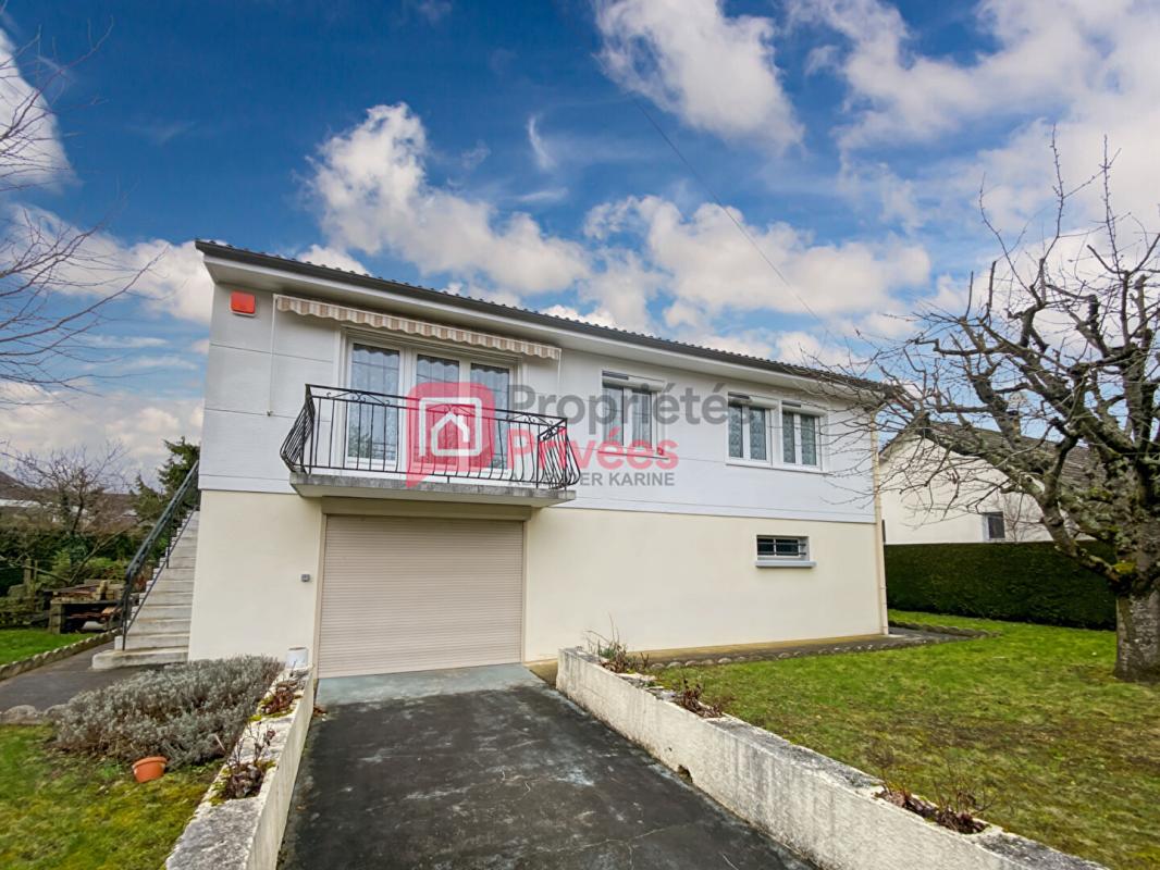 VILLENEUVE-L'ARCHEVEQUE Maison Villeneuve L Archeveque 4 pièce(s) 81 m2 1