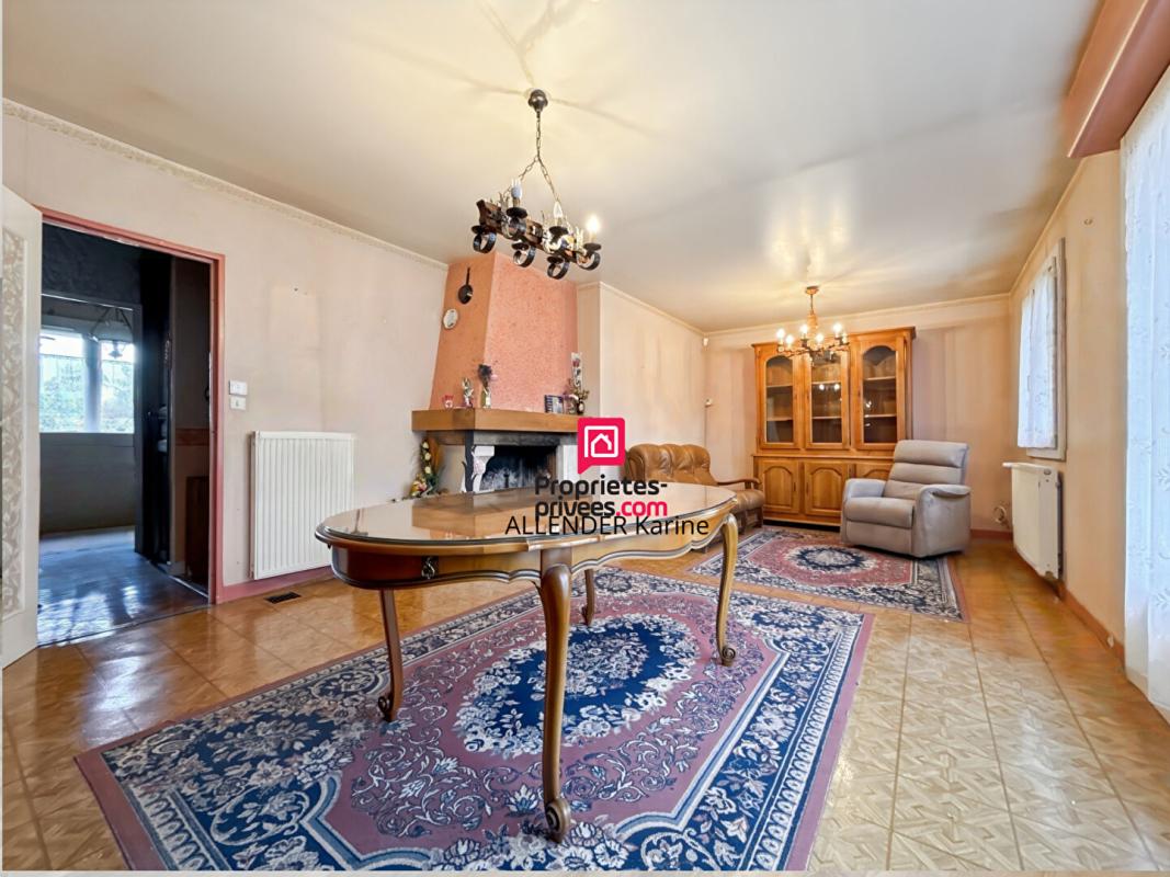 VILLENEUVE-L'ARCHEVEQUE Maison Villeneuve L Archeveque 4 pièce(s) 81 m2 6