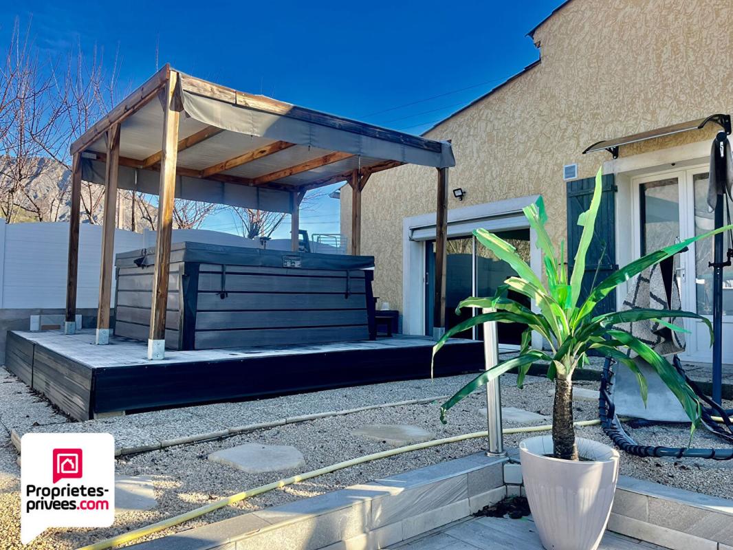 SISTERON Havre de paix au coeur de la nature - superbe maison 5 pièces sur terrain plat, à découvrir ! 12