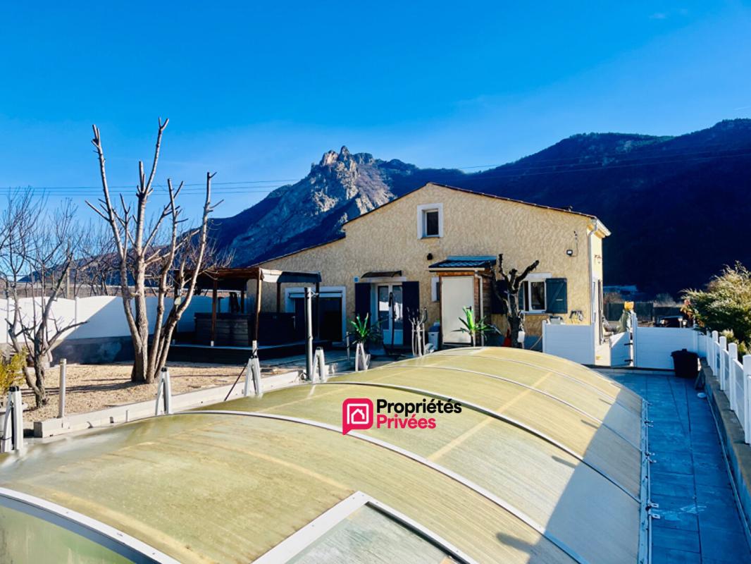 SISTERON Havre de paix au coeur de la nature - superbe maison 5 pièces sur terrain plat, à découvrir ! 18