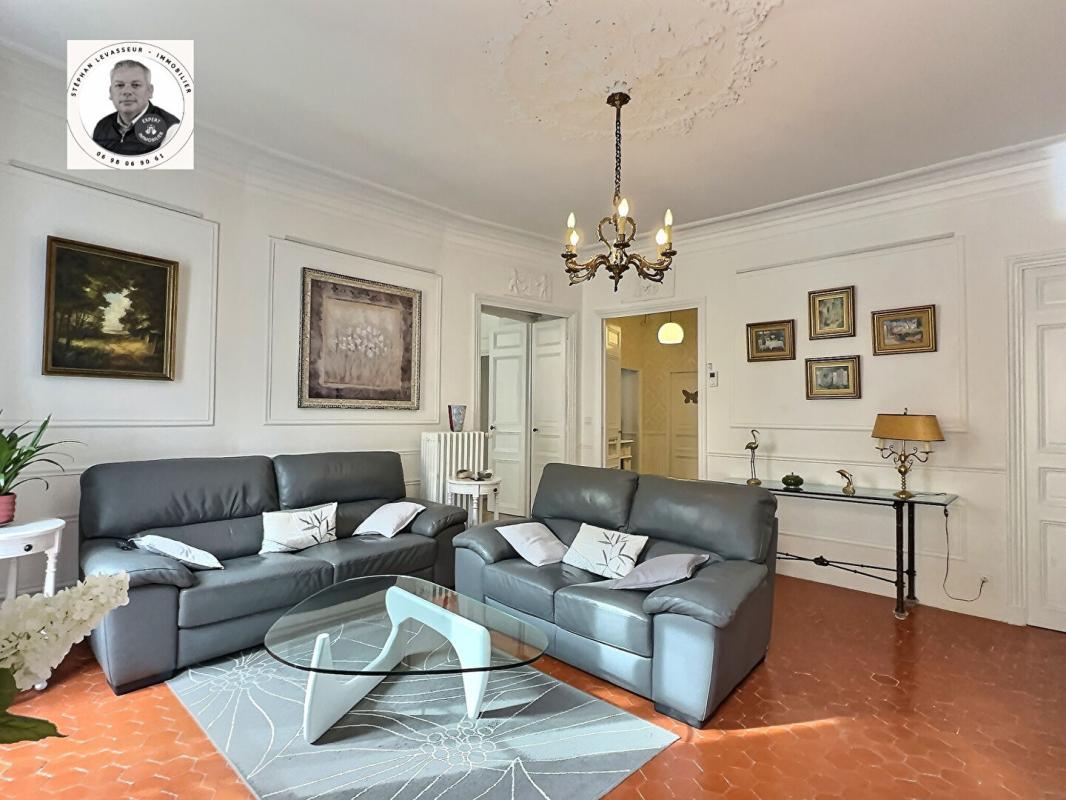DRAGUIGNAN Appartement 120 m² de Type Haussmannien 1