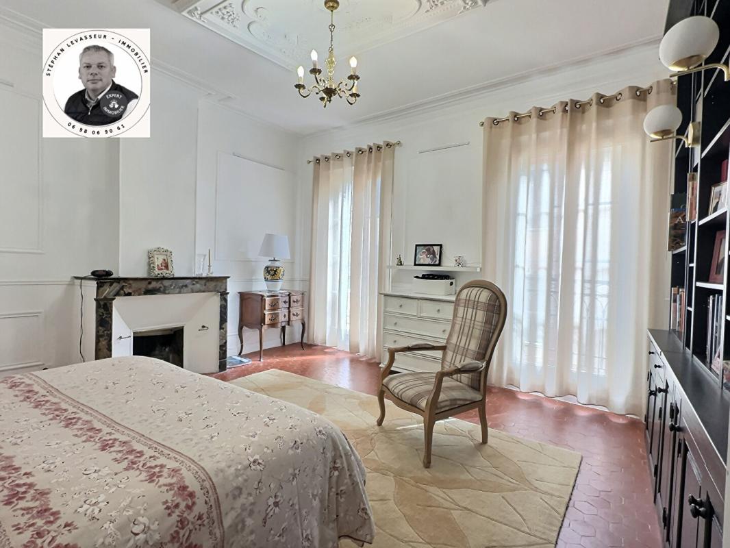 DRAGUIGNAN Appartement 120 m² de Type Haussmannien 5