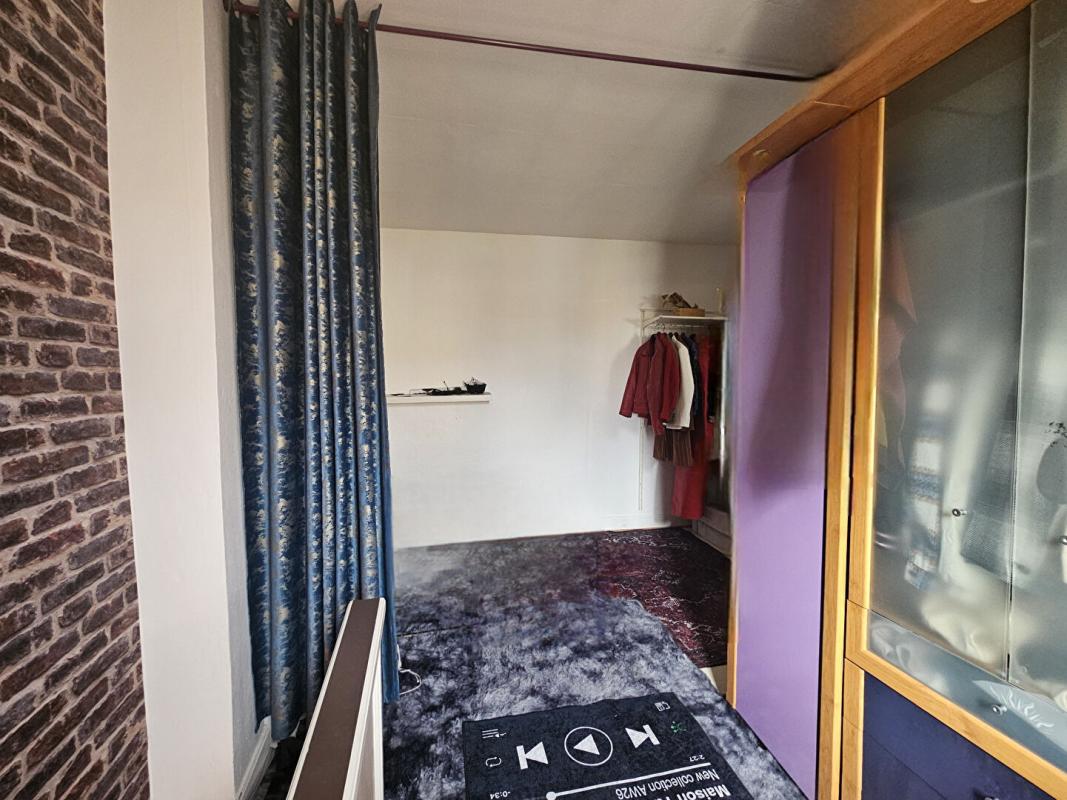 ALFORTVILLE EN EXCLUSIVITE : DUPLEX   57 M²+ GRAND  JARDIN PRIVATIF  50M²+ CAVE 10m² A  ALFORTVILLE 8