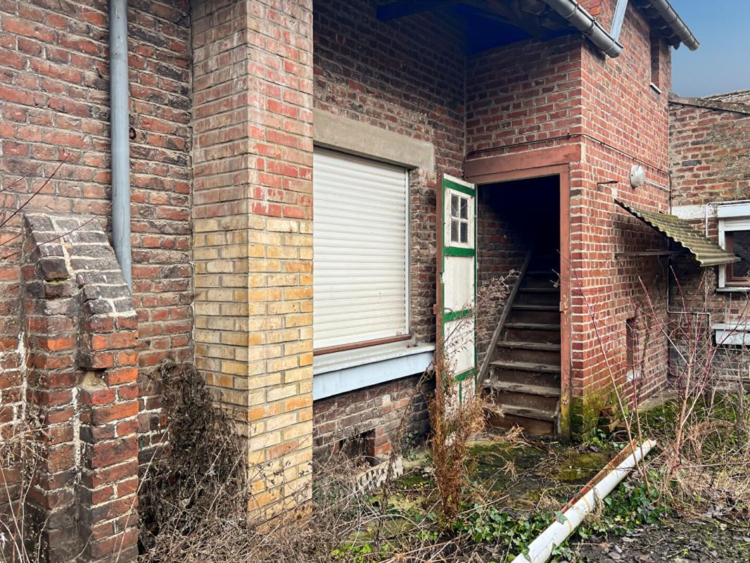 FRETIN Corps de ferme à Fretin 14