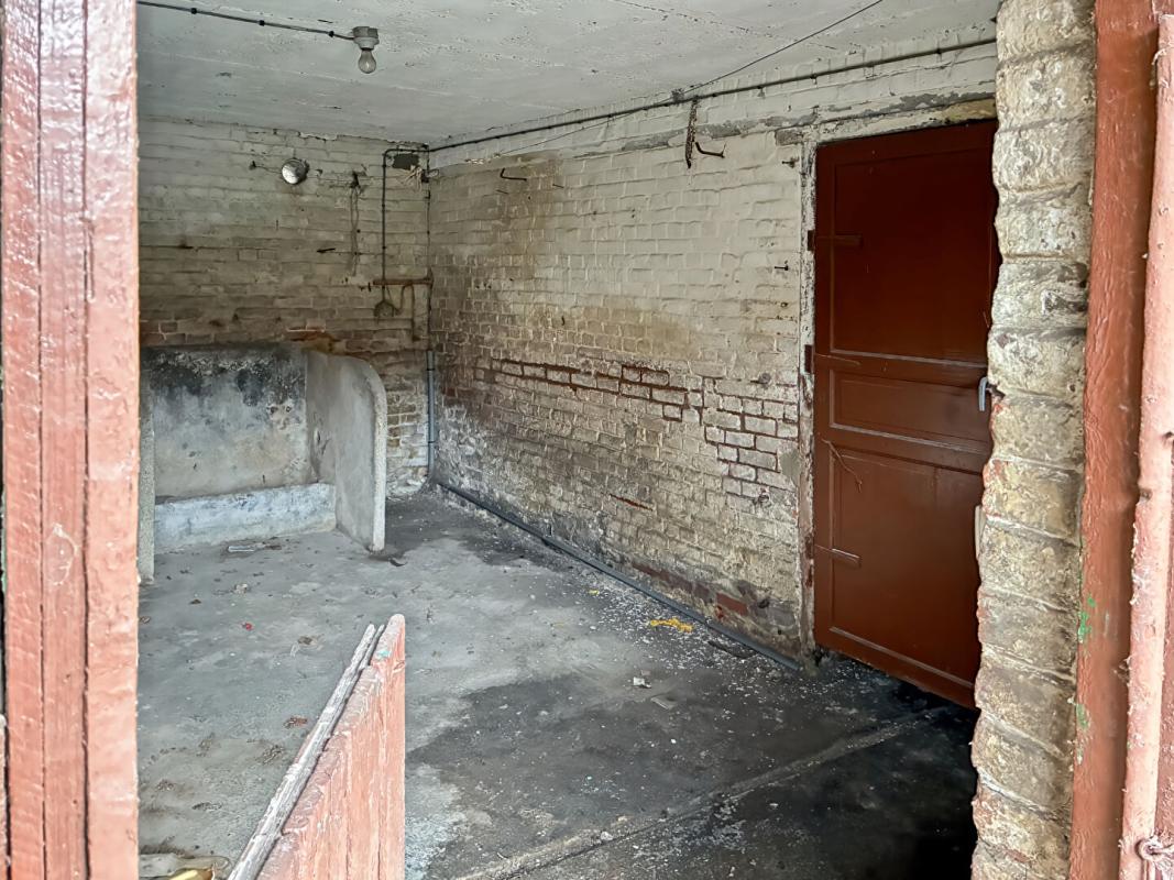 FRETIN Corps de ferme à Fretin 9