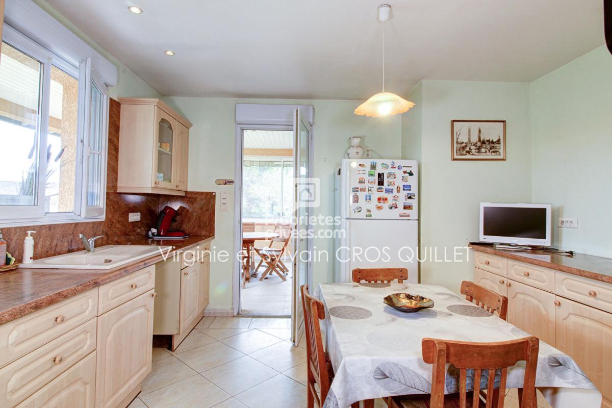 LISLE-SUR-TARN Maison T5 137 m2 avec garage sous sol 120 m² + terrain divisible 743 m² 6