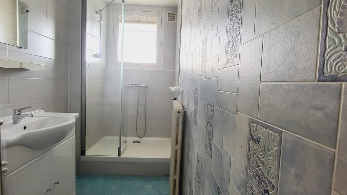 COLOMIERS Apparemment T4 3