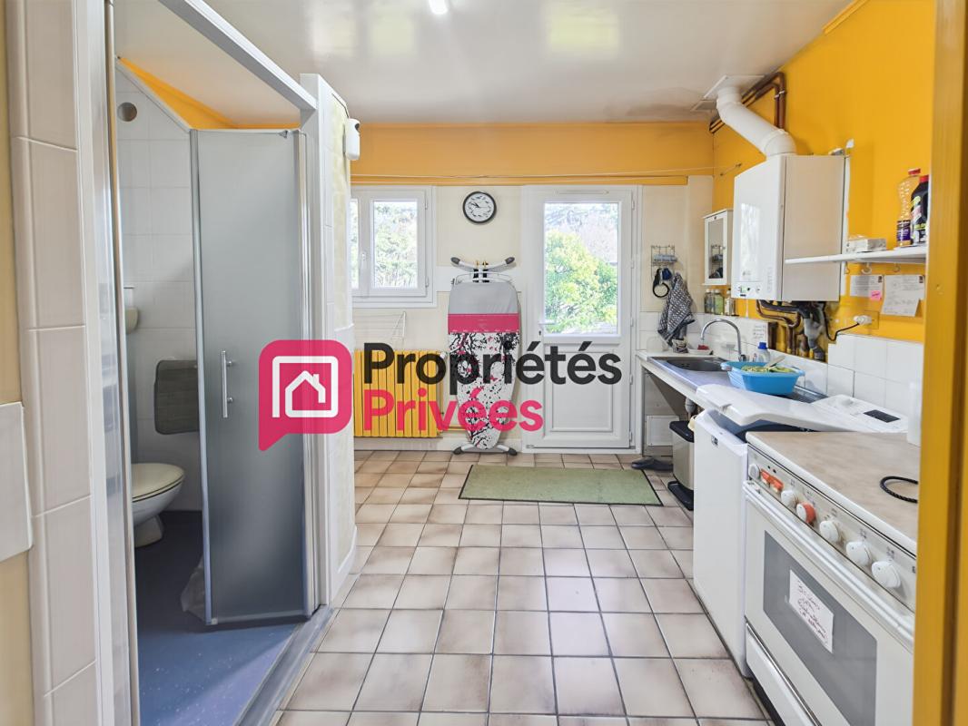 BAZAS Proche centre Bazas - Maison familiale de 170 m2 à 40 mn de Bordeaux 11