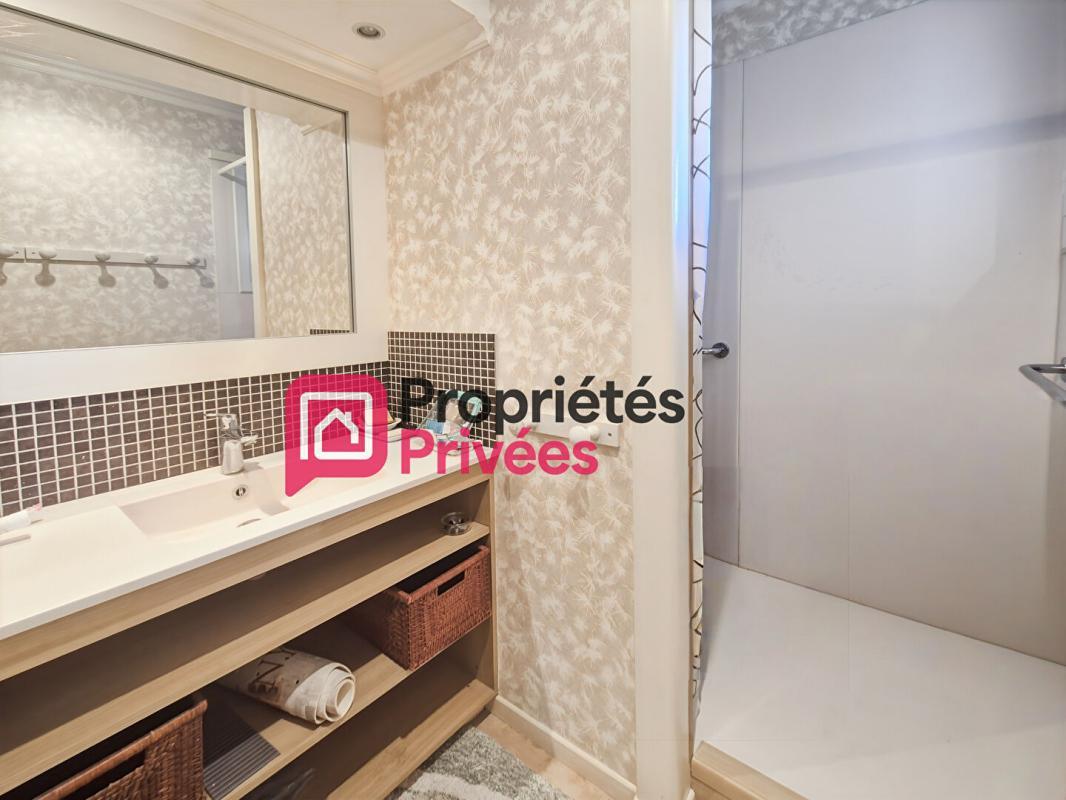 BAZAS Proche centre Bazas - Maison familiale de 170 m2 à 40 mn de Bordeaux 14