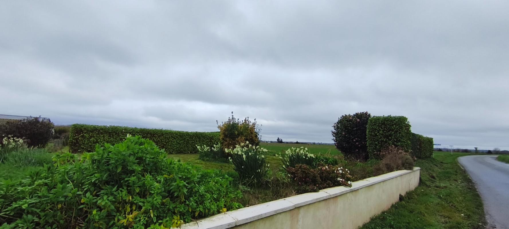 ETABLES-SUR-MER Exclusivité!! Côtes d'Armor. ÉTABLES-SUR-MER. 5 chambres, bureau, grenier aménageable, garage de 77m²...OPPORTUNITÉ INVESTISSEUR / PROJET RÉNOVATION 17