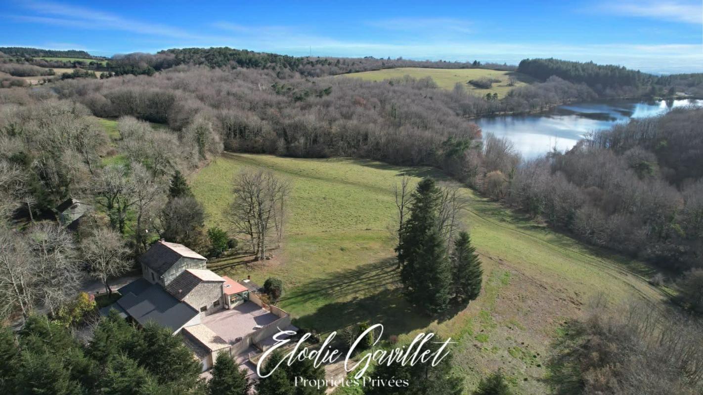 SAINT-DENIS Propriété de caractère avec vue imprenable sur le lac de Saint Denis (11310) 15