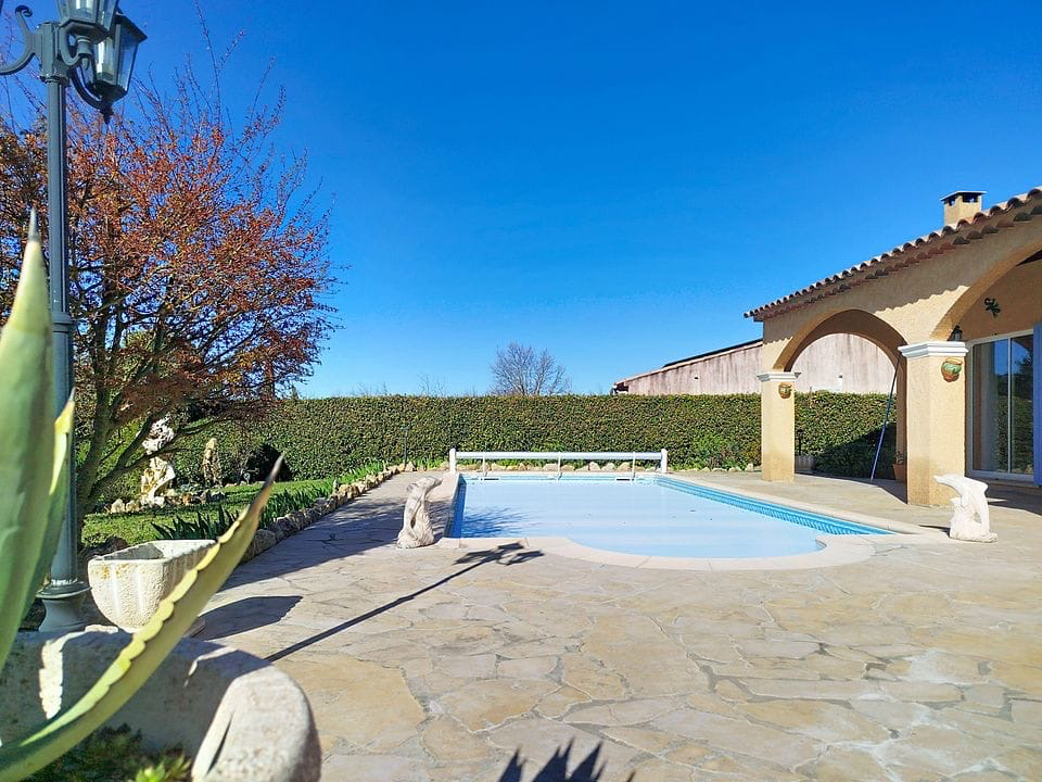 REGUSSE Maison Regusse 4 pièce(s) 102 m2 avec piscine et garage 11