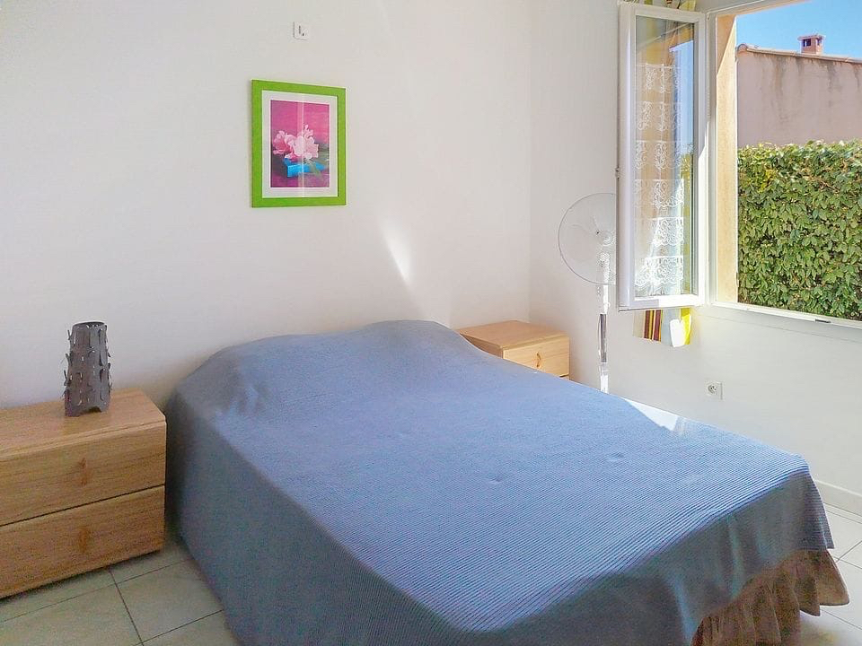 REGUSSE Maison Regusse 4 pièce(s) 102 m2 avec piscine et garage 8