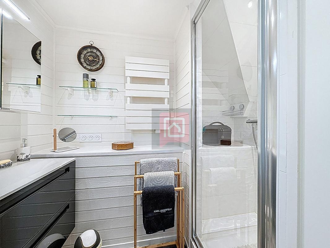 HONFLEUR Aux portes de Honfleur avec vue sur le pont de Normandie 7