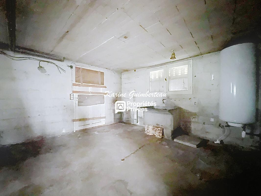 SAINT-DENIS-DE-PILE Axe passant : Saint Denis De Pile / Maison 3 chambres - garage - jardin 12