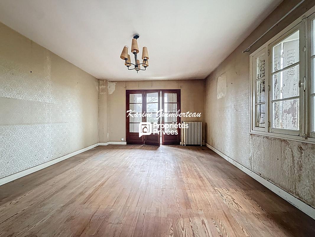 SAINT-DENIS-DE-PILE Axe passant : Saint Denis De Pile / Maison 3 chambres - garage - jardin 2