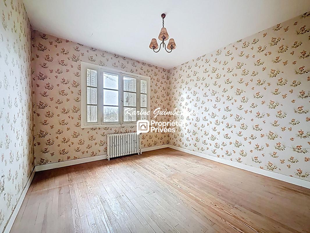 SAINT-DENIS-DE-PILE Axe passant : Saint Denis De Pile / Maison 3 chambres - garage - jardin 6