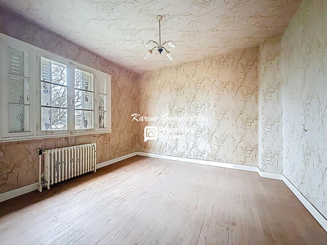 SAINT-DENIS-DE-PILE Axe passant : Saint Denis De Pile / Maison 3 chambres - garage - jardin 7