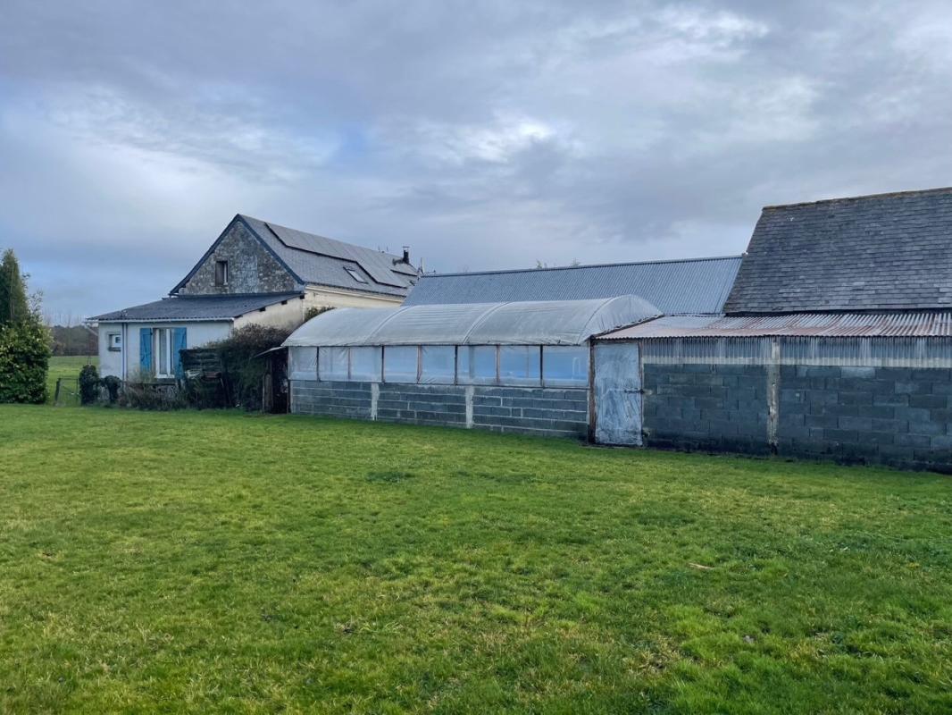 SAINT-PHILBERT-DU-PEUPLE Maison Saint Philbert Du Peuple 8 pièce(s) 120 m2 5