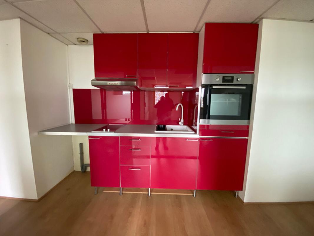 JUVISY-SUR-ORGE Grand  Appartement  2 pièce(s) 54 m2 1