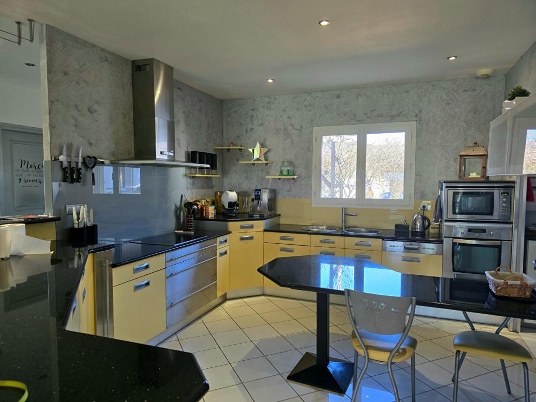 MARIOL Propriété Mariol 11 pièce(s) 340 m2 8