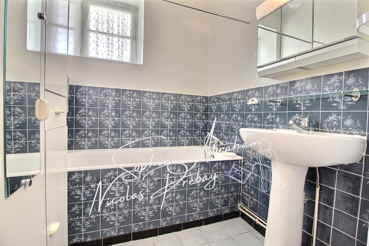 POINVILLE Maison rurale avec terrain et dépendance 9