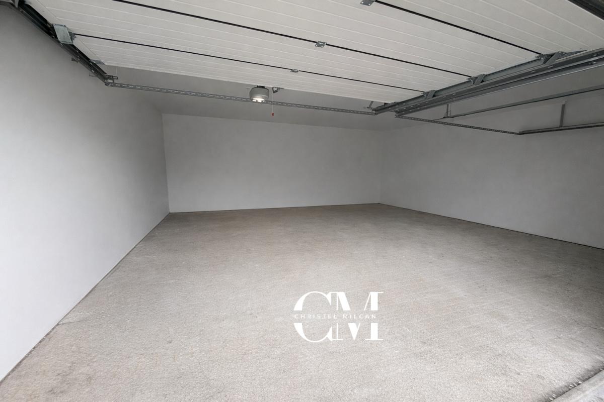 CAMBLANES-ET-MEYNAC Villa neuve Camblanes 8 pièces 216 m2, 5 chambres, piscine et garage 13