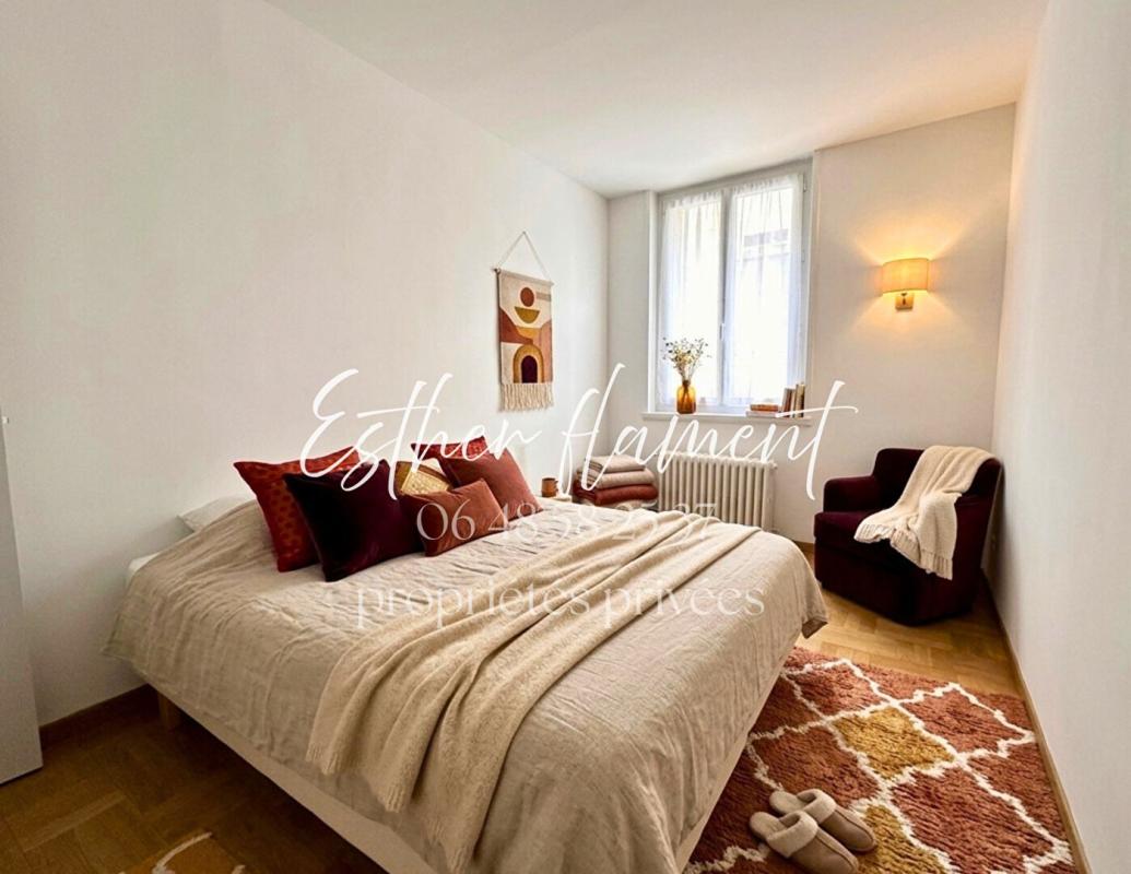 SAINT-HIPPOLYTE-DU-FORT duplex 2 LOGEMENTS Saint Hippolyte Du Fort 10 pièce(s) 351 m2 13