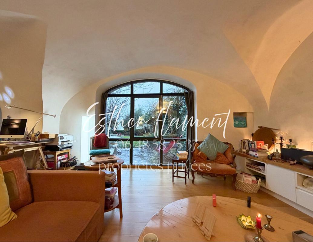 SAINT-HIPPOLYTE-DU-FORT duplex 2 LOGEMENTS Saint Hippolyte Du Fort 10 pièce(s) 351 m2 7