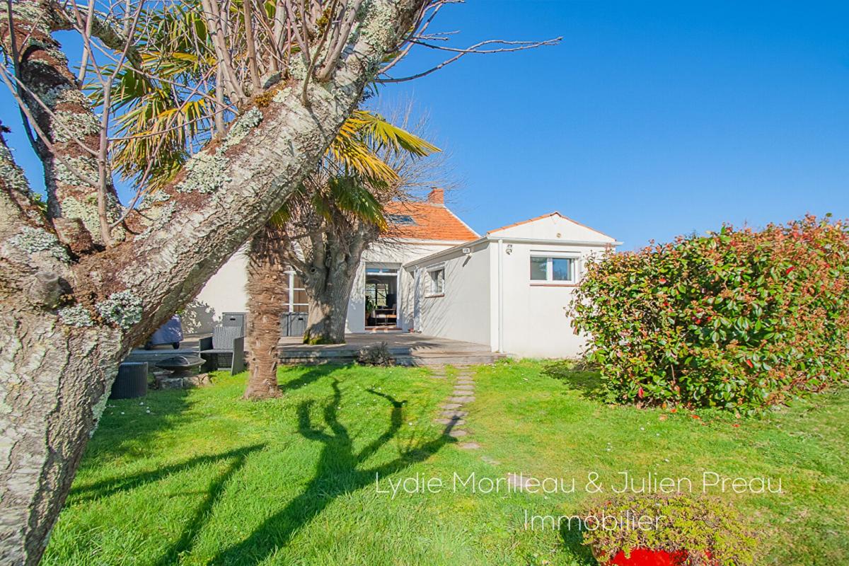 LA CHEVROLIERE Maison (4 pièces) 100 m² 1