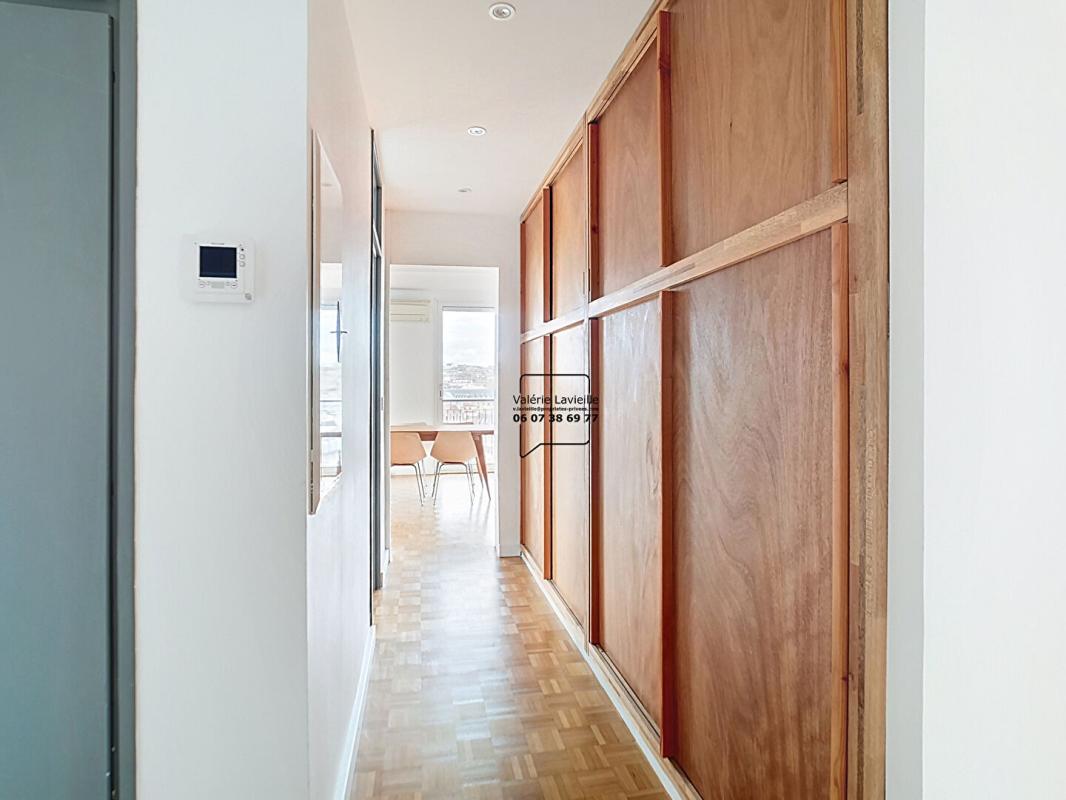 MARSEILLE-1ER-ARRONDISSEMENT Marseille (13001) BOURSE - VIEUX PORT - Exclusivité - T4 MEUBLE - VUE IMPRENABLE 13